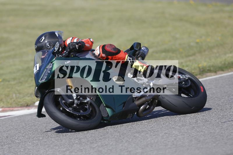 /07 09.04.2026 Cornu Master School ADR/Gruppe blau/21